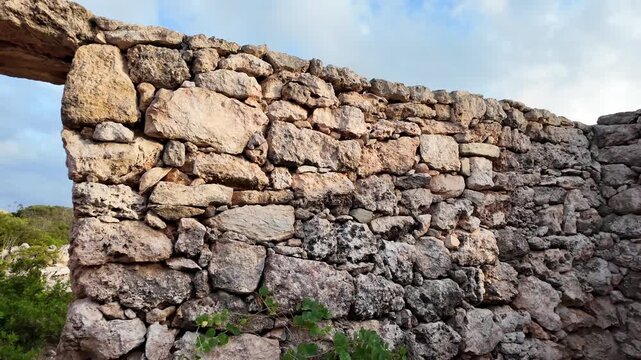 Xemxija Heritage Trail - Inside of the ruins of Farmers Hut, Gorborg , old farm house