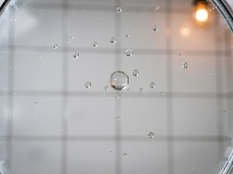 Crystal Clear Water Droplets Glass Tile High Resolution Picture