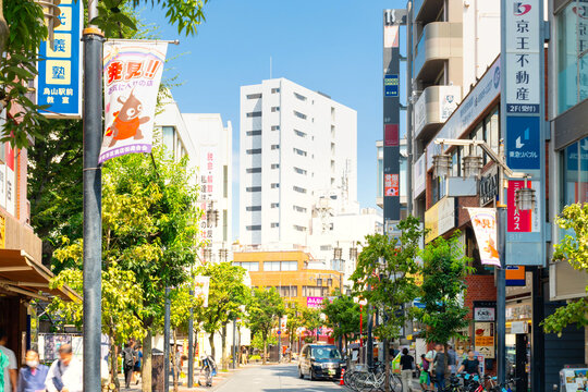 京王線・千歳烏山駅 烏山駅前り商店街
