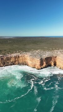 Ethel Beach, Dhilba Guuranda-Innes National Park, South Australia &ndash; 4K aerial drone footage of sandy beach, dramatic limestone cliffs, turquoise ocean and rugged Yorke Peninsula coastline