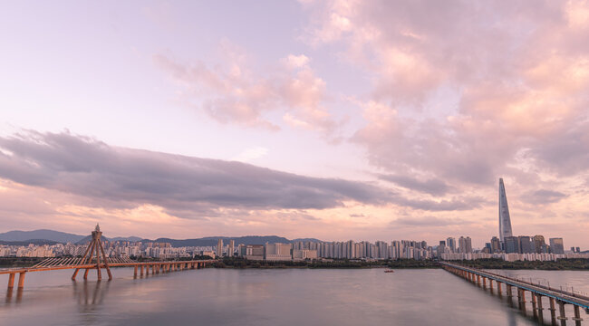 The most beautiful Viewpoint gyeongbokgung palace,
panoramic, tourist attractions in the city park of seoul City,
 Asia business concept image,panoramic modern cityscape building in korea. 