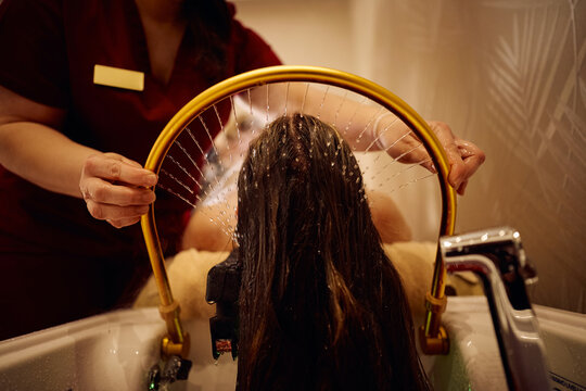 Close up of Japanese head spa treatment.