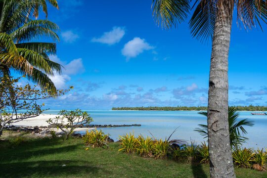 Stunning white sand beach of Tereia in Maupiti, French Polynesia