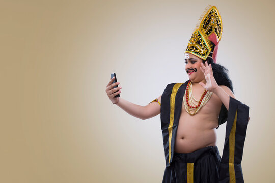 ravan talking on the video call