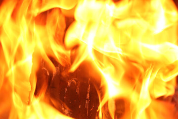 Fototapeta premium Dynamic flame display, intense heat