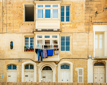 Valetta architectural facade with drying clothes