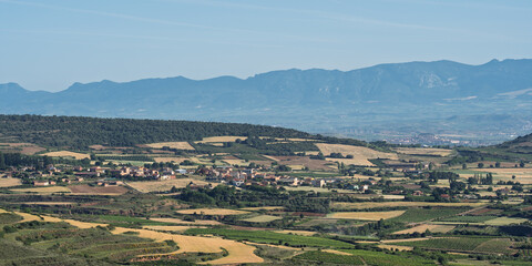 Obraz premium Rural Village and Farmland in La Rioja, Spain