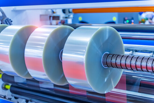 Laminating and rewinding kind of protective film machine with clamping rollers automatic edge banding