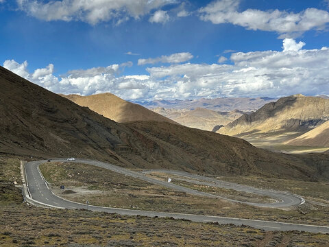 Road in the Mount Everest National Reserve, Qomolangma Nature Reserve,Tibet, China