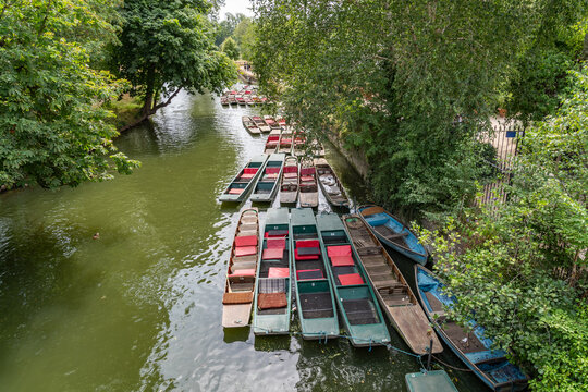 Views around the Historic university city of Oxford, England