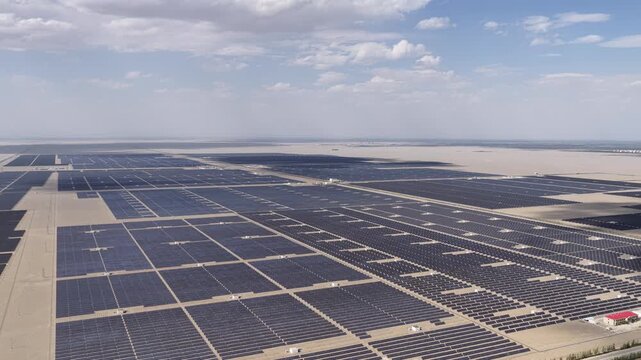 Reflecting the Sun: A Close-Up View of a Tower CSP Plant