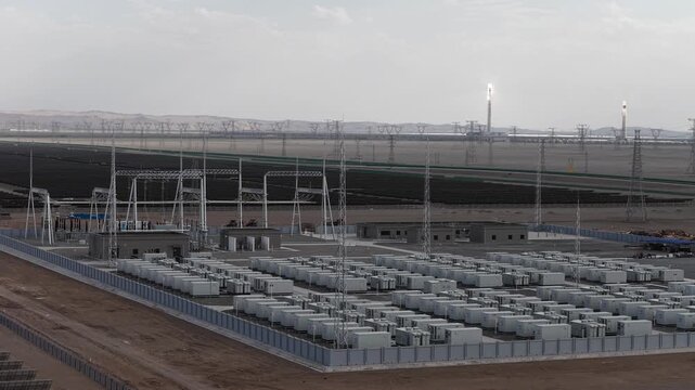 Reflecting the Sun: A Close-Up View of a Tower CSP Plant