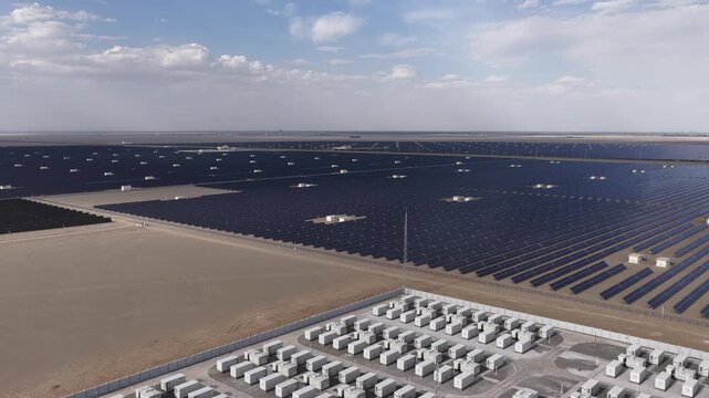 Reflecting the Sun: A Close-Up View of a Tower CSP Plant