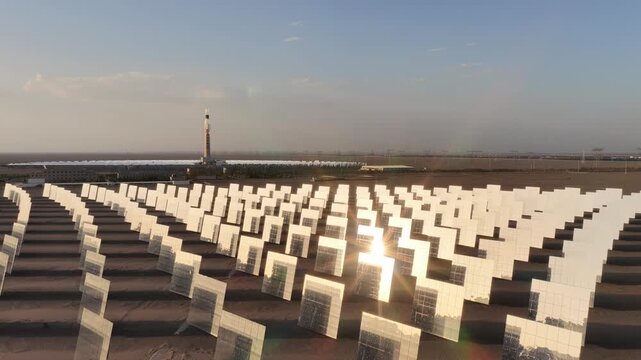 Reflecting the Sun: A Close-Up View of a Tower CSP Plant