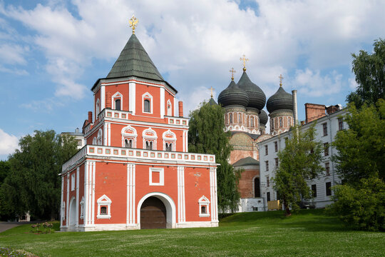 The ancient Bridge Tower and the Cathedral of the Intercession of the Holy Virgin on a July day. Izmailovo, Moscow. Russia