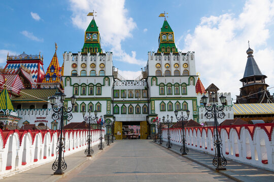 MOSCOW, RUSSIA - JULY 02, 2026: View of the central entrance to the Kremlin in Izmailovo cultural and entertainment complex on a sunny July morning