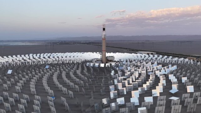 The Solar Oasis: A Hybrid CSP and PV Power Complex