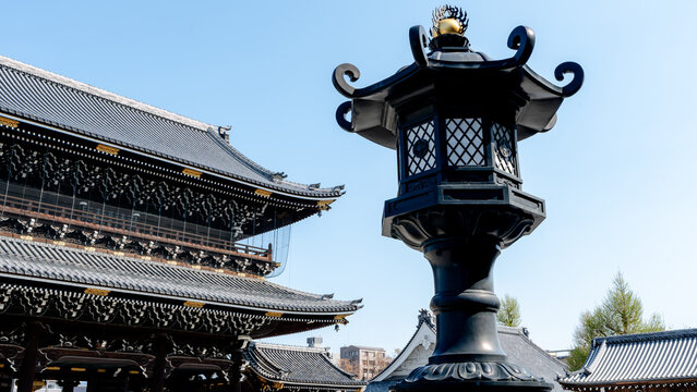 Higashi hongan-ji temple in kyoto, Japan under clear sky