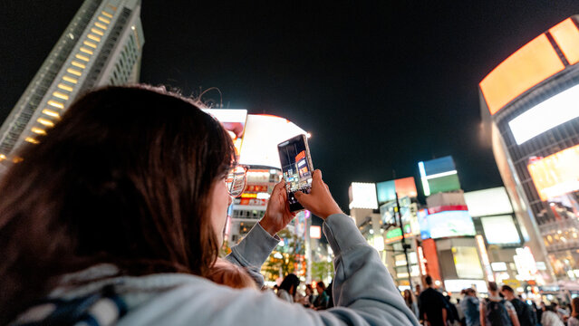 Capturing night life at Shibuya Crossing in Tokyo