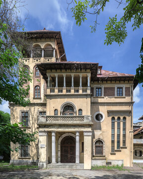 Neo-Romanian villa in Bucharest
