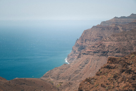 Coastline on top of Playa de G&uuml;ig&uuml;i