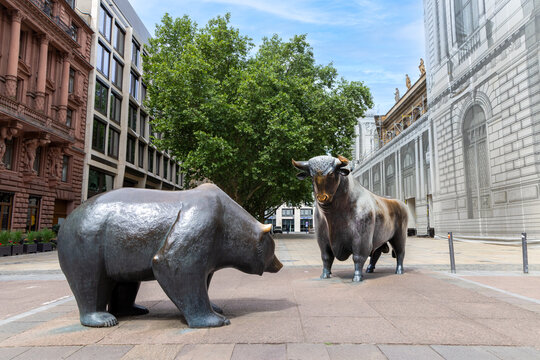 View of a bull and bear sculpture at the Frankfurt Stock Exchange - Frankfurter Wertpapierb&ouml;rse, FWB - Deutsche Borse located in Frankfurt.