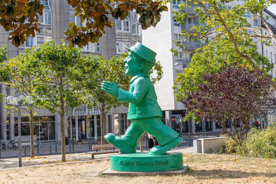 Unity Man is a colorful sculptures created by the German conceptual artist Ottmar H&ouml;rl for the 25th anniversary of German reunification