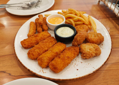crispy fried combination and dipping sauce