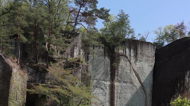 Tengu no Nageishi Rock Formation in the Oya Oddly Shaped Rocks, Utsunomiya, Tochigi, Japan &ndash; Real Time Video