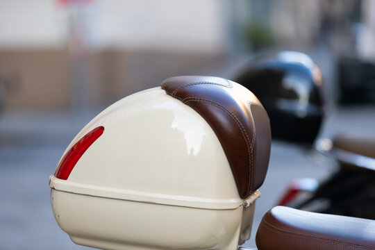 : Retro Scooter Top Box with Brown Leather Passenger Backrest