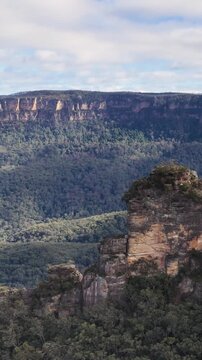 The Three Sisters Rock Formations in Blue Mountains National Park