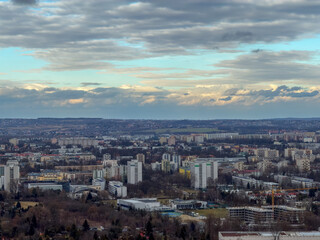 Obraz premium Distant View of Kraków Skyline