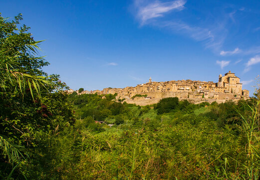 Italia, Lazio, Viterbo, il paese di Grotte di Castro.