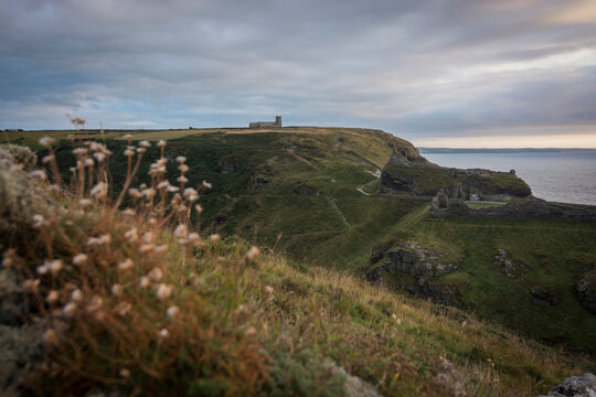UK, England, Cornwall, Tintagel Castle at the coast