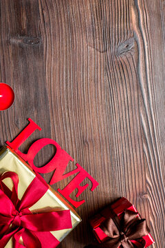 concept Valentine Day love wooden background top view mock up