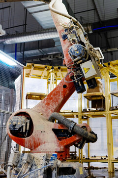 Large-scale factory robotic arm assembly line