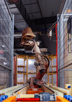 Large-scale factory robotic arm assembly line