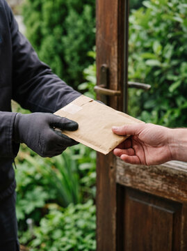 Courier Handing Padded Paper Mailer Envelope Outdoors