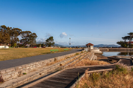 Beautiful Marina Green park and waterfront walkway at sunrise in San Francisco