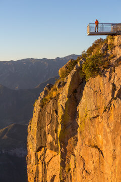 Suspension bridge
