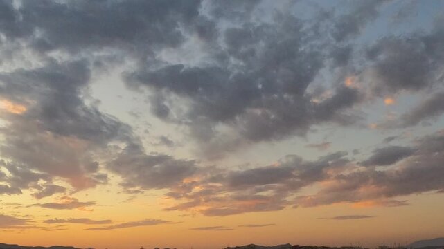 Vista del atardecer desde la ciudad de elche alicante espa&ntilde;a
