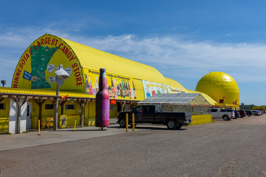 Minnesota&rsquo;s Largest Candy Store roadside attraction in Jordan Minnesota