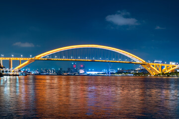 Naklejka premium Lupu Bridge night view in Shanghai