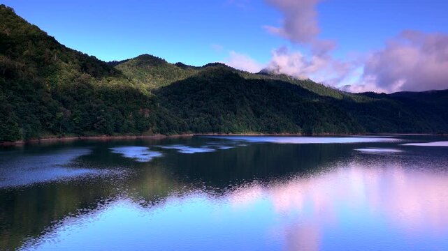 さっぽろ湖と天狗山
