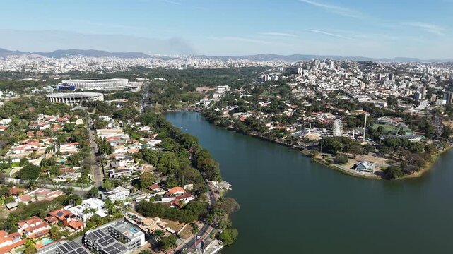 Vista a&eacute;rea da lagoa da pampulha em belo horizonte, minas gerais.