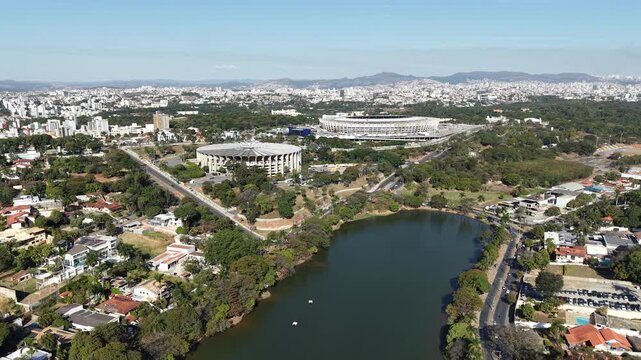 Vista a&eacute;rea da lagoa da pampulha em belo horizonte, minas gerais.