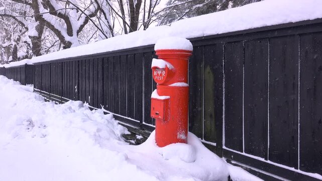 角館武家屋敷通りとポスト