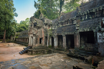 Fototapeta premium Outside view details and huge tree roots at Ta Prom temple, Siem Reap, Cambodia