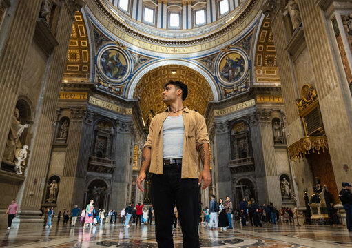Man discovering St. Peter's Basilica