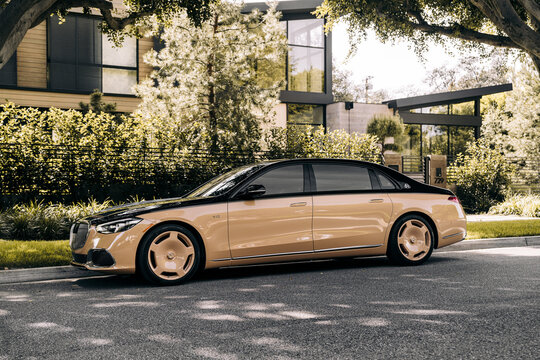 LA, CA, USA
August 3, 2026
Maybach S680